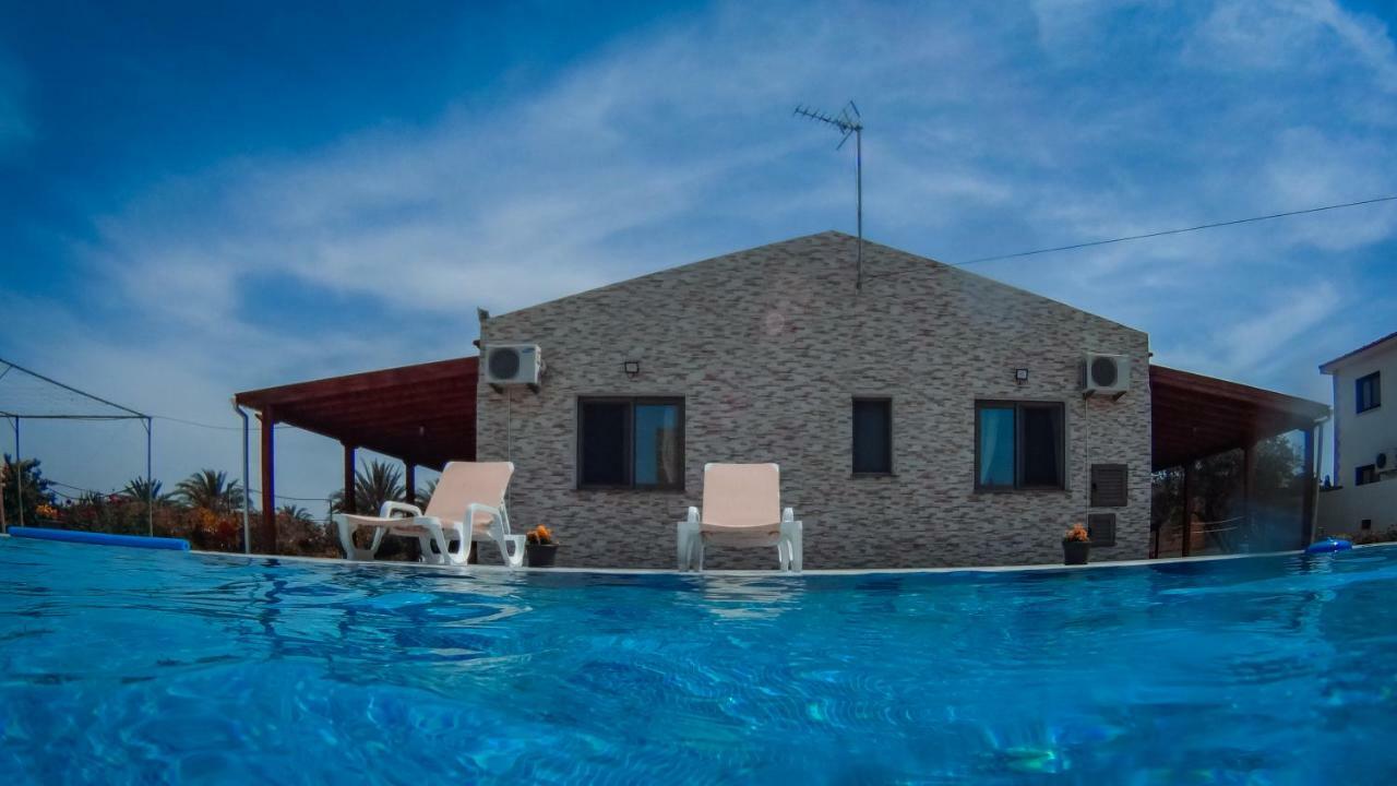 Berryrose Villa Perivolia Buitenkant foto